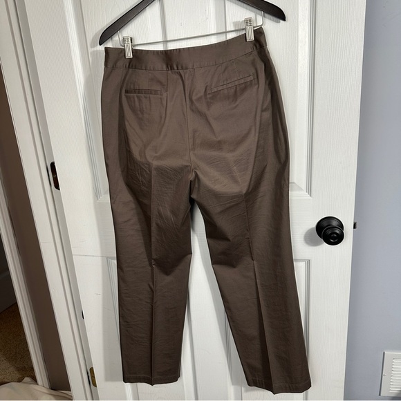 Chico's pants, size 1.5 (medium, 10) short brown pants, flowy - Picture 4 of 8
